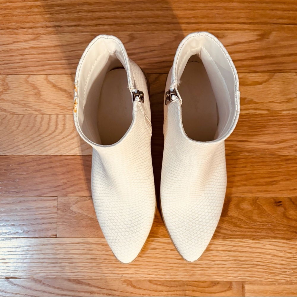 Universal Thread Ankle Boots - image 5